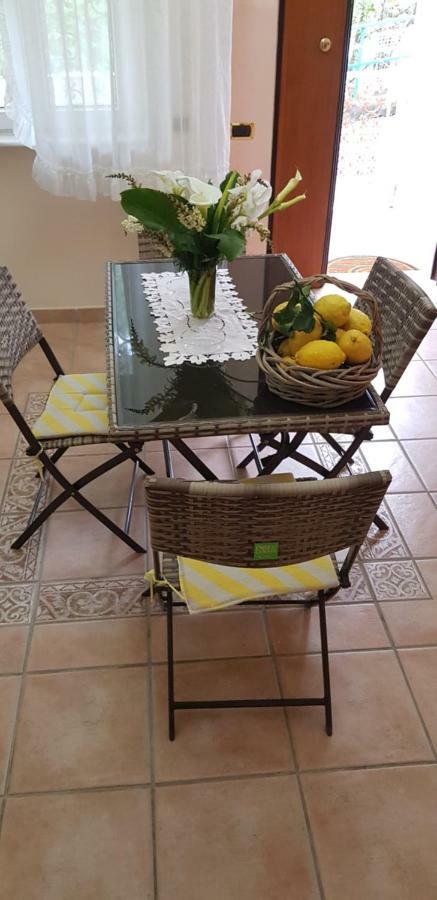 Casa Vacanza Giovanna Vietri Esterno foto