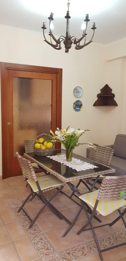 Casa Vacanza Giovanna Vietri Esterno foto