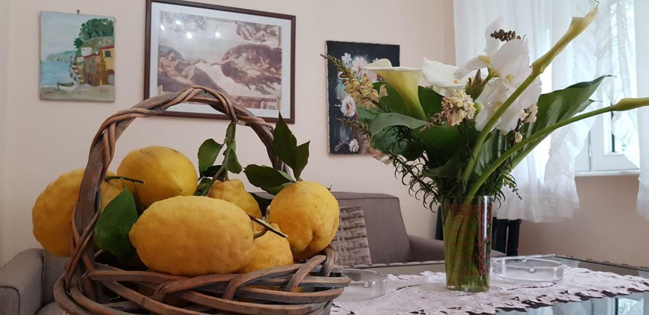 Casa Vacanza Giovanna Vietri Esterno foto