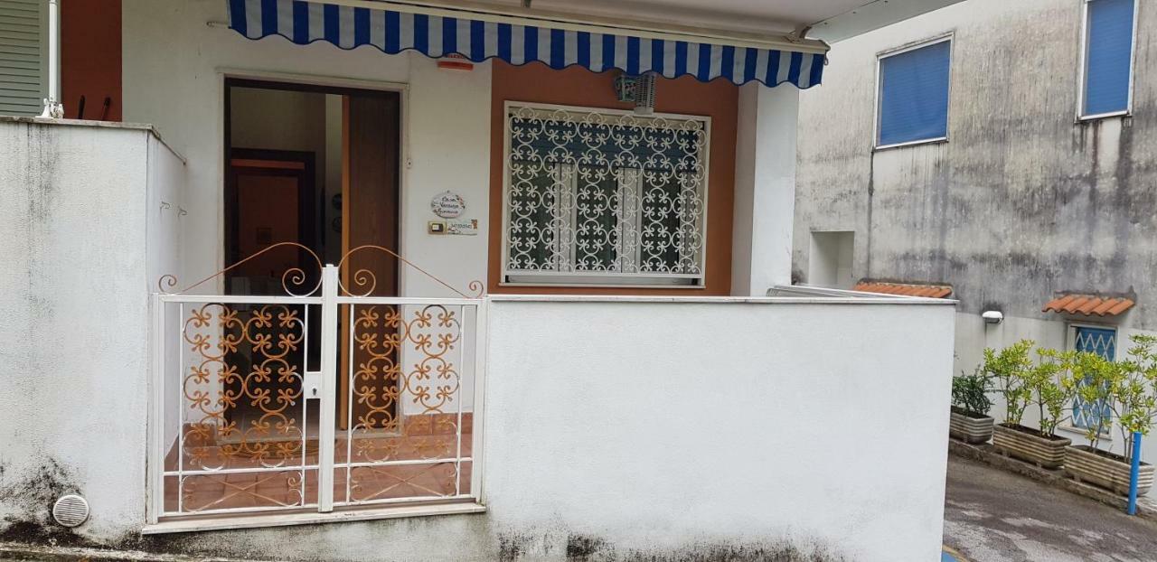 Casa Vacanza Giovanna Vietri Esterno foto